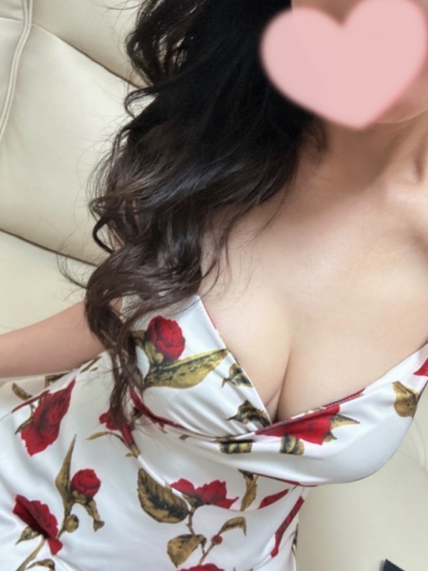 長谷川愛（Ai Hasegawa）